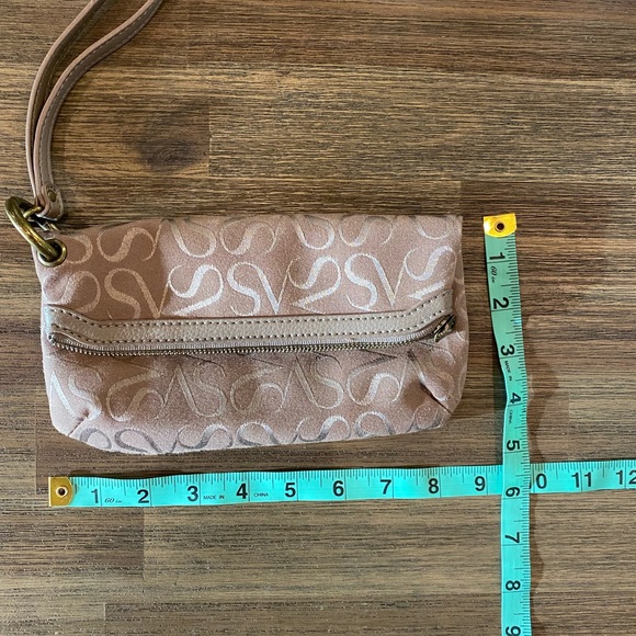 💥HOST PICK💥Vera Wang Wristlet/Clutch - Picture 5 of 5
